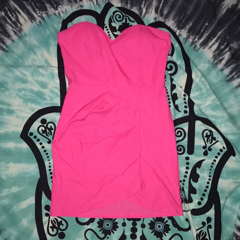 pink dress